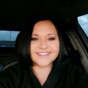 Meet your Posher, Cassandra